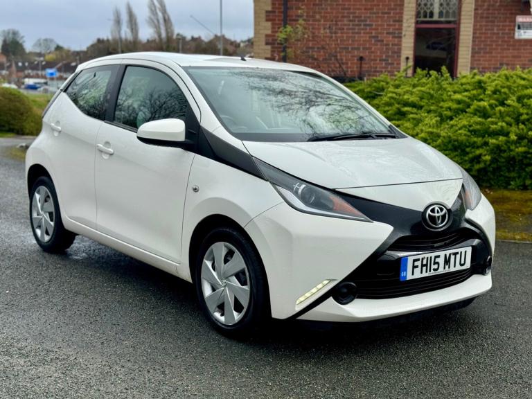 2015 Toyota AYGO 1.0 VVT-i X-Play 5dr x-shift HATCHBACK Petrol Automatic