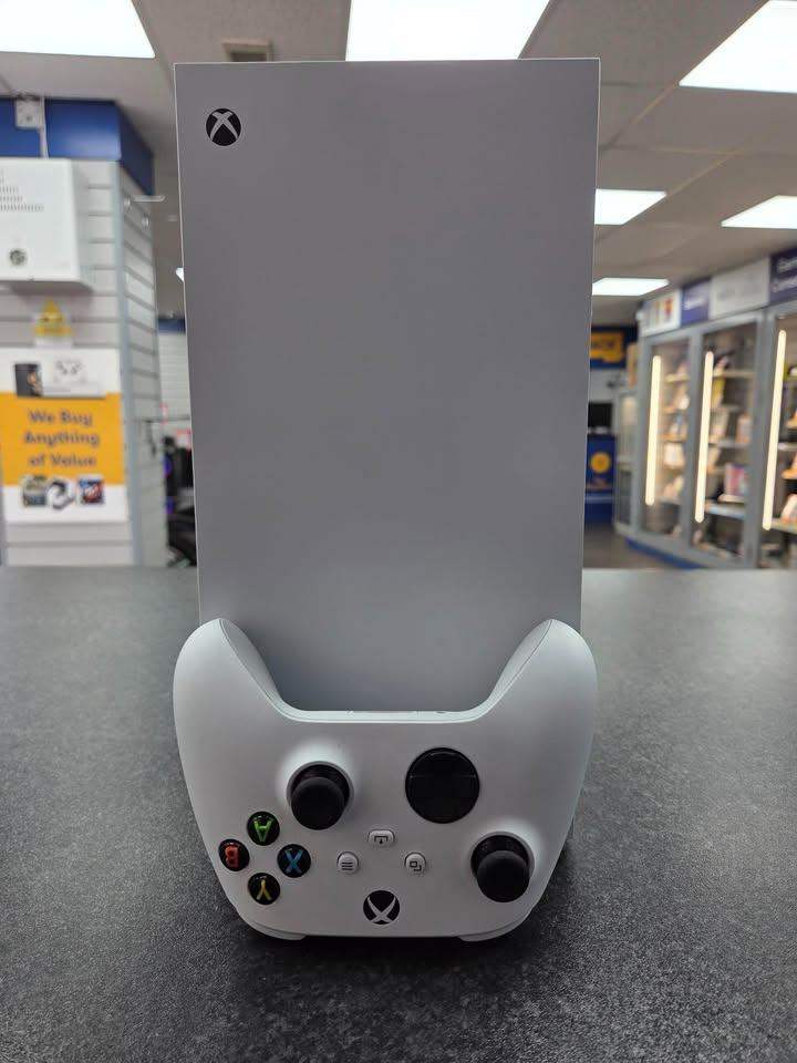 Xbox Series X All-Digital - Console with Controller 