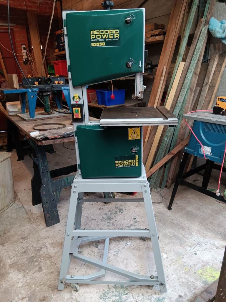 Record Power pedastal band saw BS250