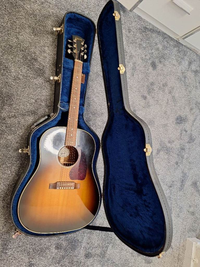 Gibson J45 semi acoustic guitar