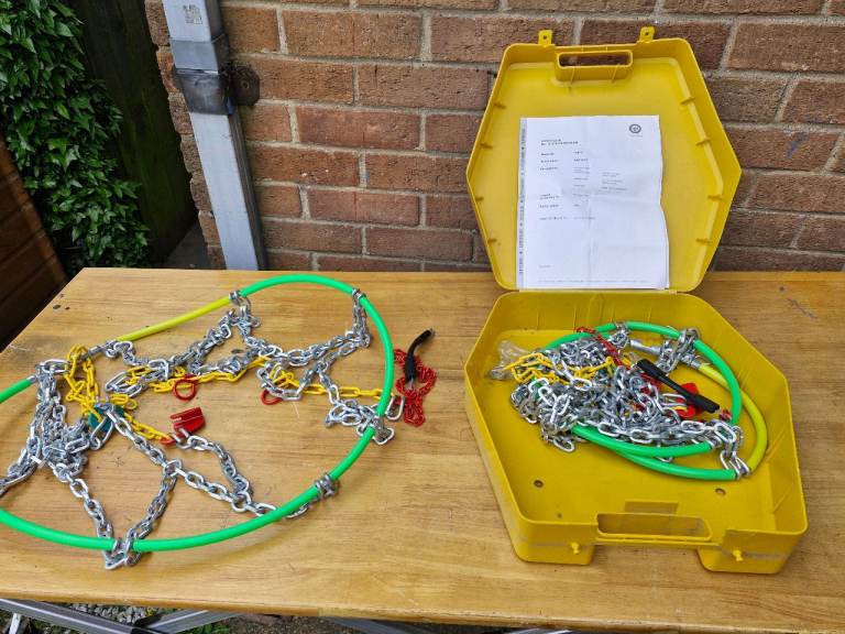 Snow chains / offroading chains