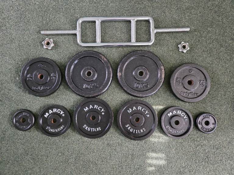 Hammer curl bar with 52.5kgs cast iron weights