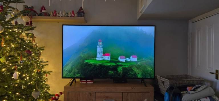 58 inch Samsung 4K UHD Smart TV