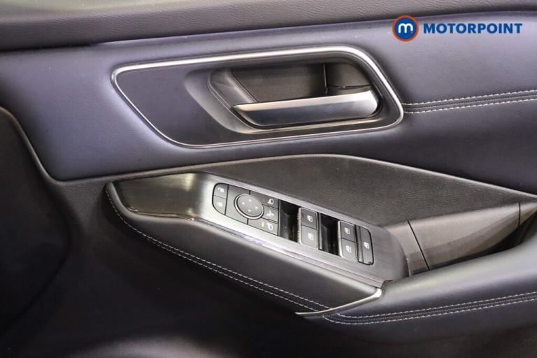 2022 Nissan Qashqai 1.3 DiG-T MH Tekna 5dr SUV Petrol Manual