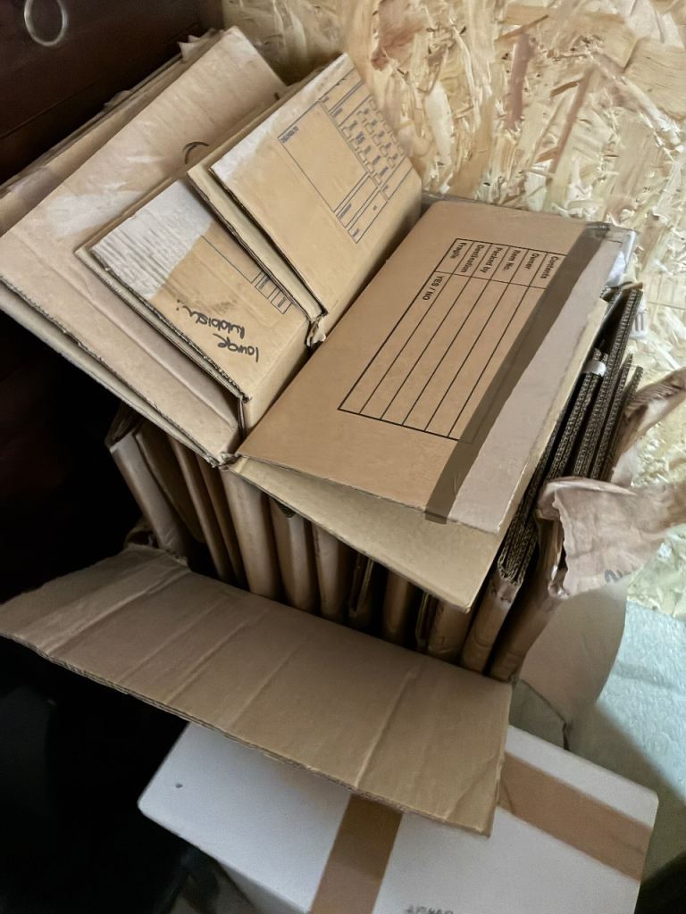 Large cardboard boxes for moving home