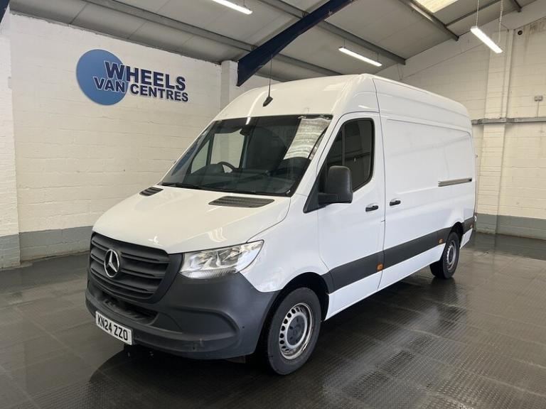 2024 Mercedes-Benz Sprinter 3.5t H2 Progressive Van PANEL VAN DIESEL Manual