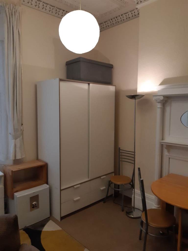 Spacious Studio Flat in Roath Cardiff