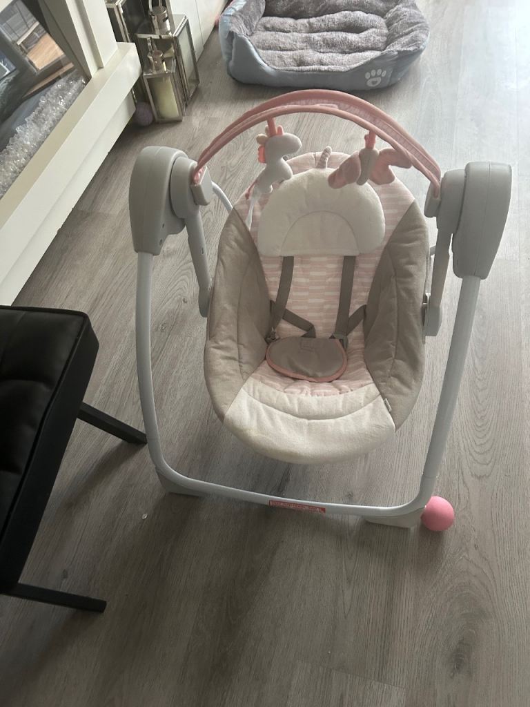 Musical chair in perfect condition 