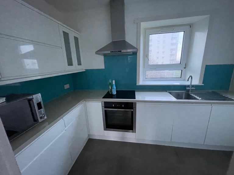 2 Bedroom spacious flat, School road, Aberdeen.