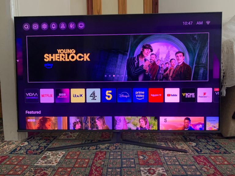 HISENSE 55U8GQTUK 55 Inch Smart 4K Ultra HD HDR QLED TV with Alexa Built-In Subwoofer