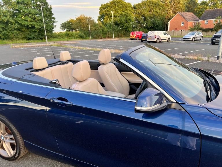 REDUCED - BMW 2 Series Convertible Auto - Luxury edition / Top Spec / Fresh Service / Long MOT