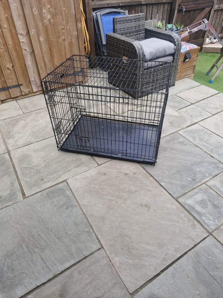 Dog crate 