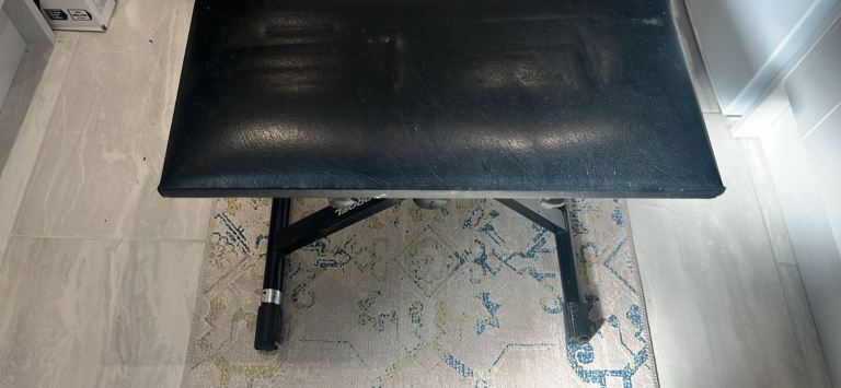 Adjustable Piano Stool