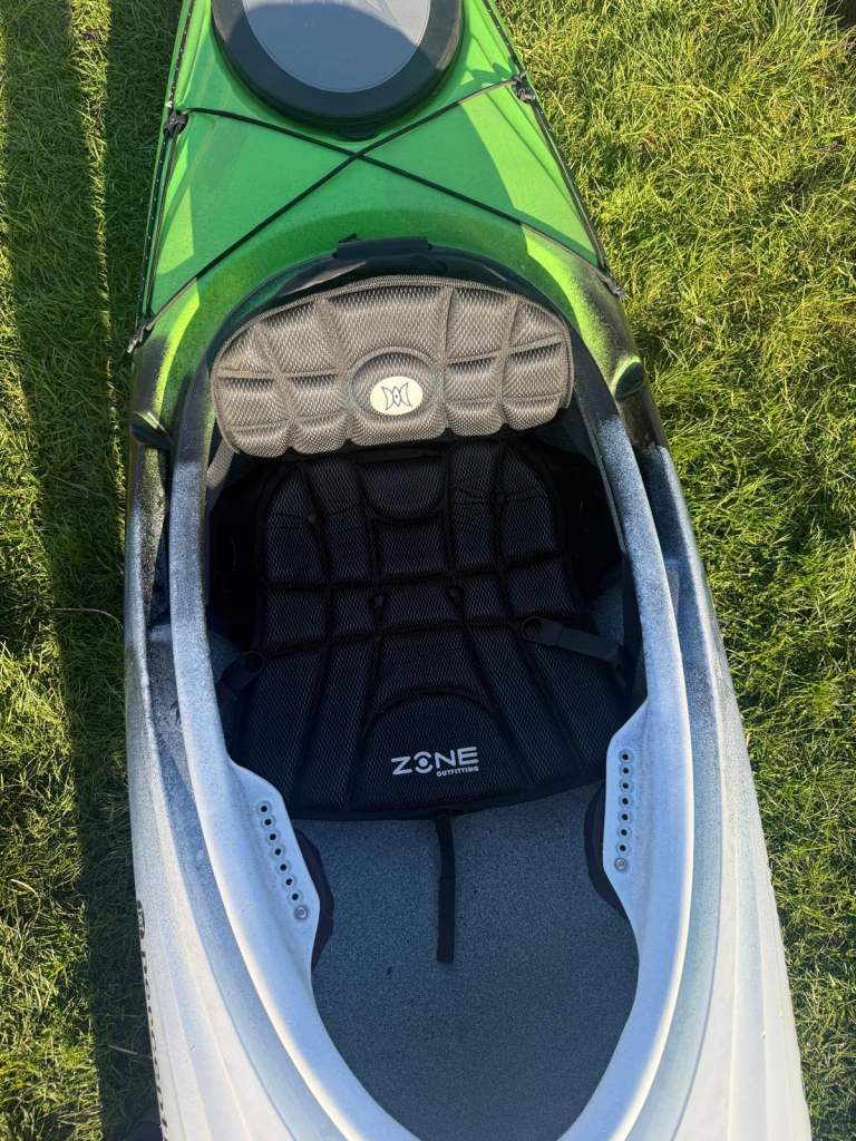 Perception Expression 11 kayak