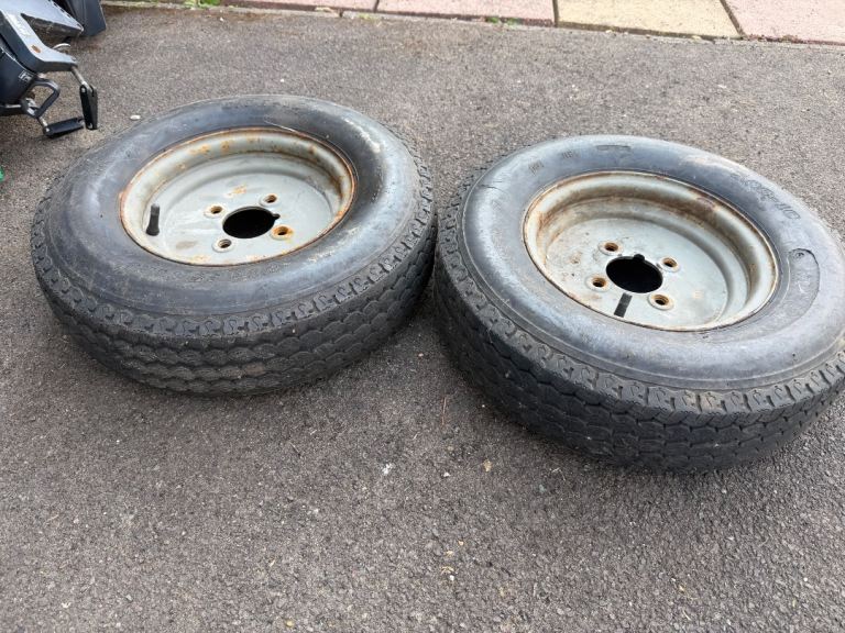 2x 10” Trailer wheels