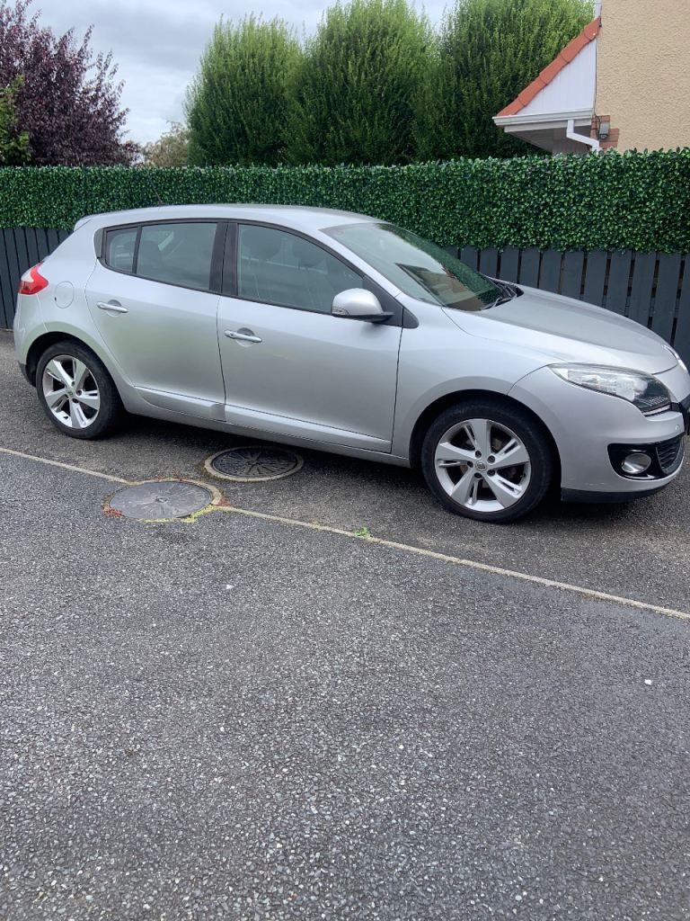 Renault, MEGANE, Hatchback, 2012, Manual, 1598 (cc), 5 doors