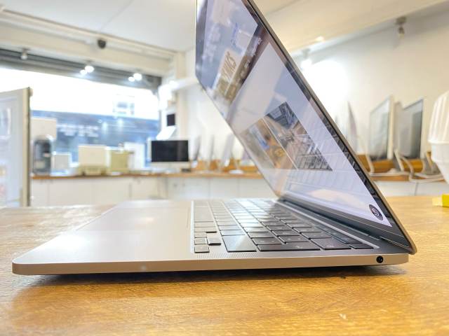 Apple MacBook Pro 13