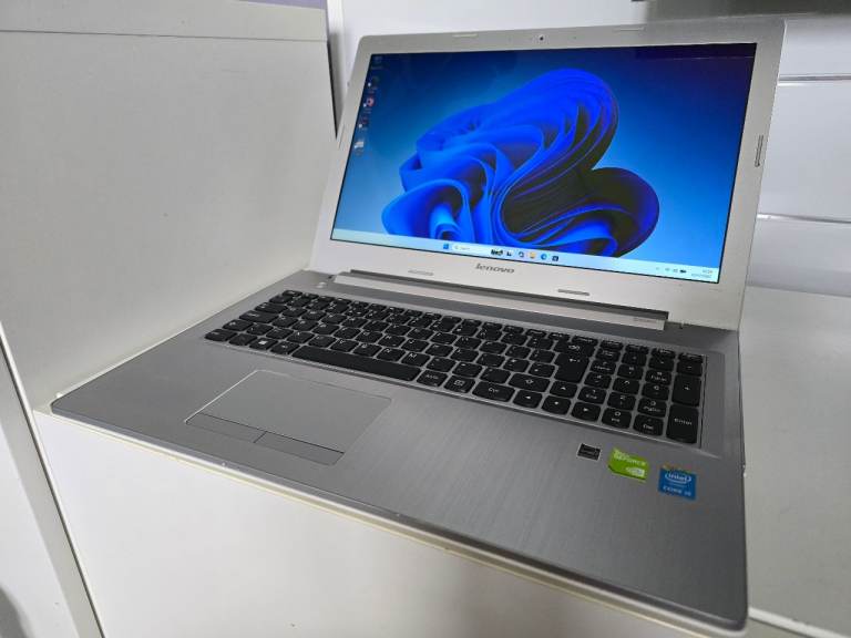 Lenovo Ideapad Z50-70 15inch laptop Intel i5, 8GB Ram, Win 11