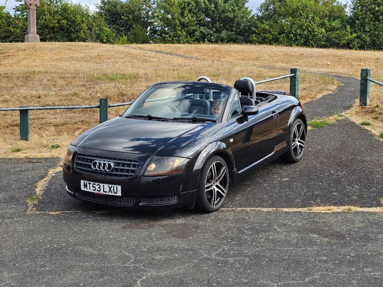 Audi tt 1.8turbo convertible ulez free 12months mot hpi clear