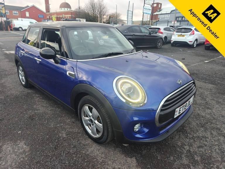 2019 MINI Hatch 1.5 Cooper Classic Hatchback 5dr Petrol Steptronic Euro 6 (s/s) (136 ps) Hatchbac...