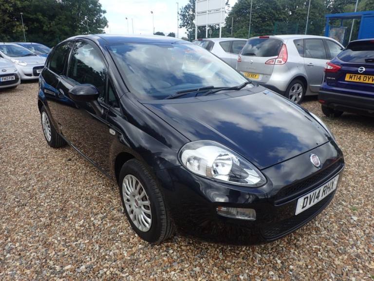 2014 Fiat Punto 1.2 Pop Hatchback 3dr Petrol Euro 6 (69 bhp) Hatchback Petrol Manual