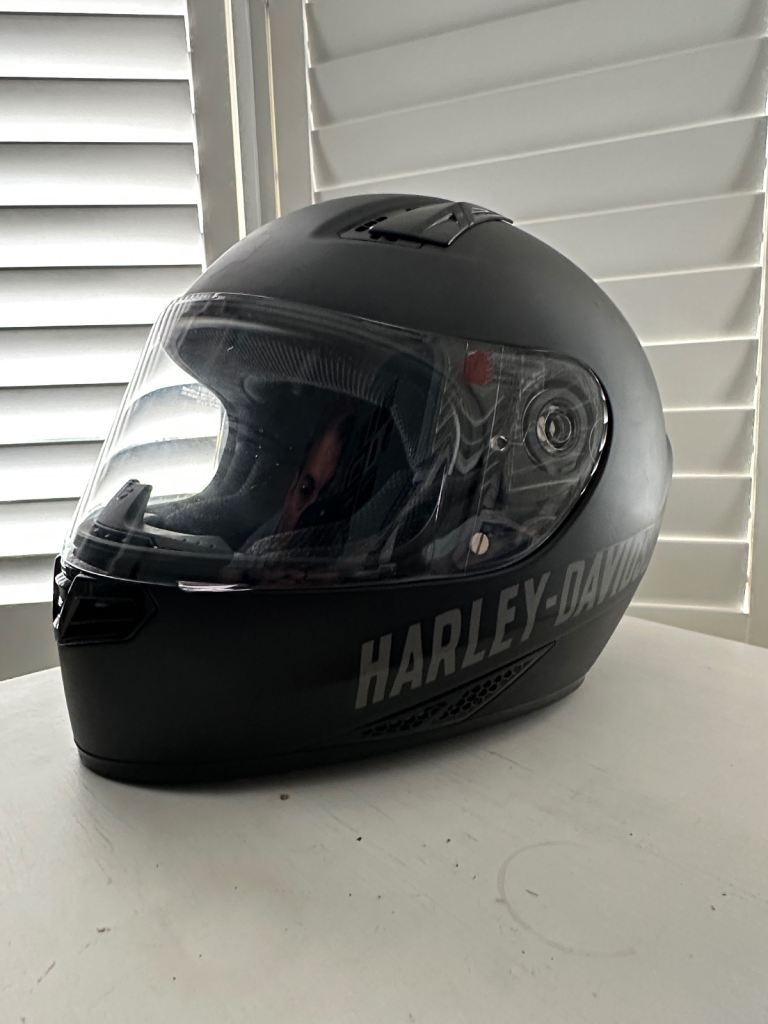 Harley-Davidson Full Face Motorcycle Helmet – Size S – Excellent Condition