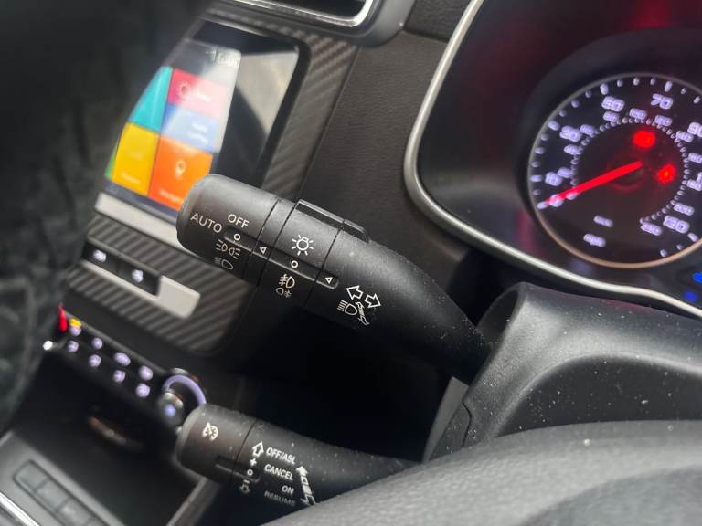  MG ZS 1.5 Vti Tech Exclusive Suv 5dr Petrol Manual Euro 6 s/s 106 Ps Petrol