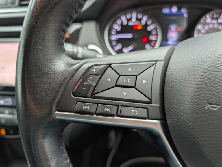 2019 Nissan Qashqai 1.3 DIG-T N-Connecta SUV 5dr Petrol Manual Euro 6 (s/s) (140 ps) - SAT NAV  H...