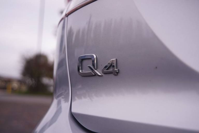 2022 Audi Q4 e-tron 35 Sport SUV 5dr Electric Auto 55kWh (170 ps) ESTATE ELECTRIC Automatic