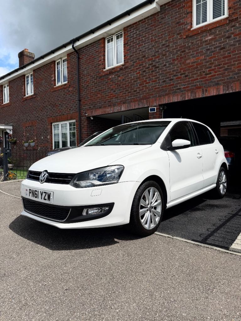 Volkswagen, POLO, Hatchback, 2011, Manual, 1598 (cc), 5 doors