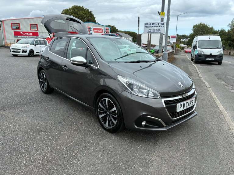 2018 Peugeot 208 TECH HATCHBACK Petrol Manual