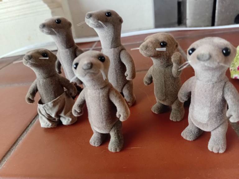  Sylvanian Families Otter Family set 