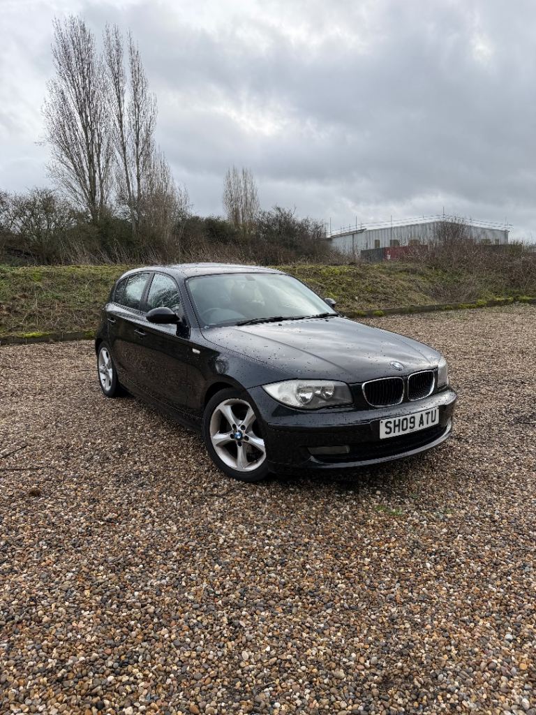 BMW, 1 SERIES, Hatchback, 2009, Manual, 1995 (cc), 5 doors