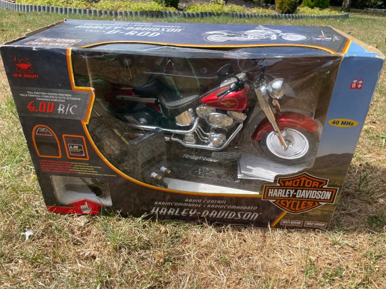 New Bright Harley-Davidson V-Rod RC Motorcycle - Red, New in Box