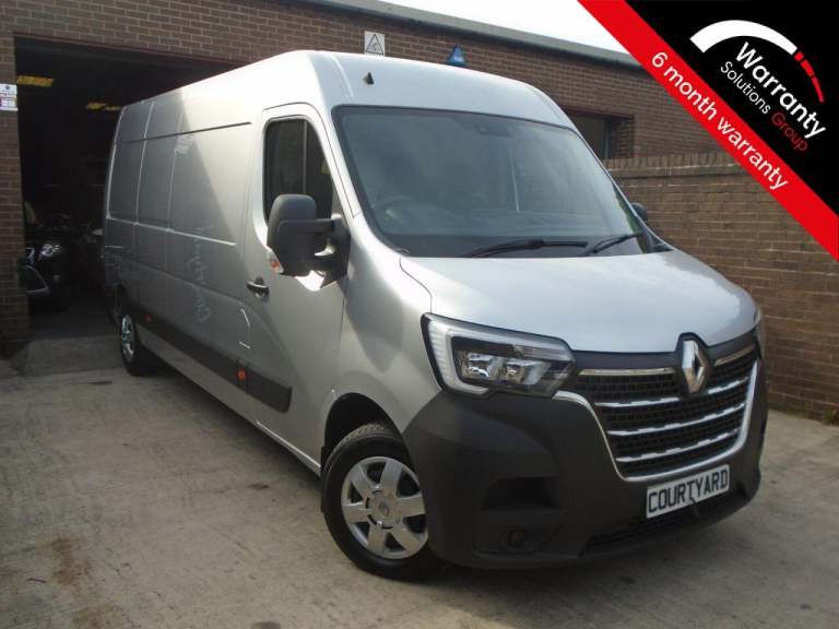 2023 Renault Master LM35dCi 135 Business+ Medium Roof Van PANEL VAN DIESEL Manual