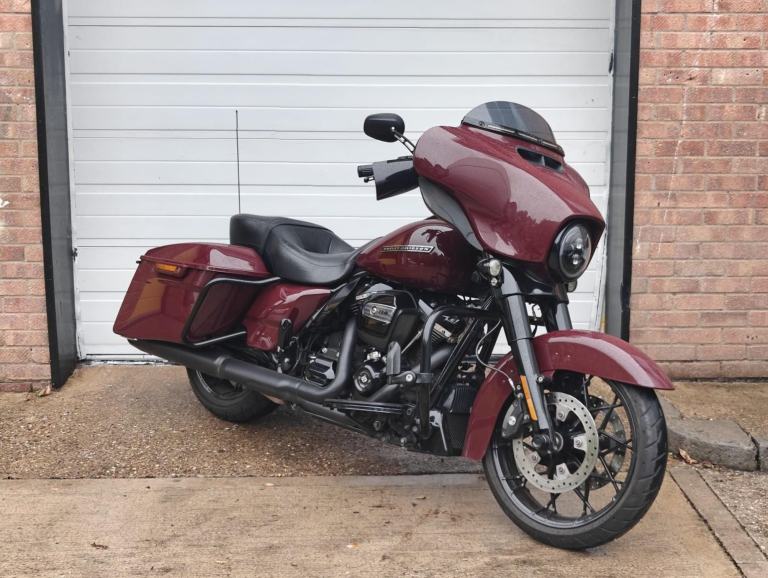 HARLEY-DAVIDSON TOURING FLHXS STREET GLIDE SPECIAL 2020 Petrol Manual in Red