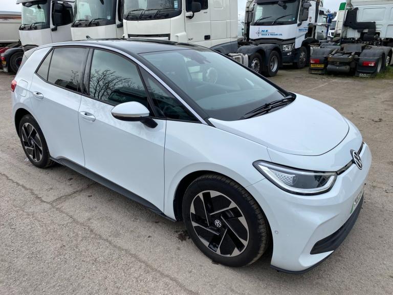 2025 VOLKSWAGEN ID3 PRO MATCH 170KWH ELECTRIC WHITE DAMAGED REPAIRABLE SALVAGE