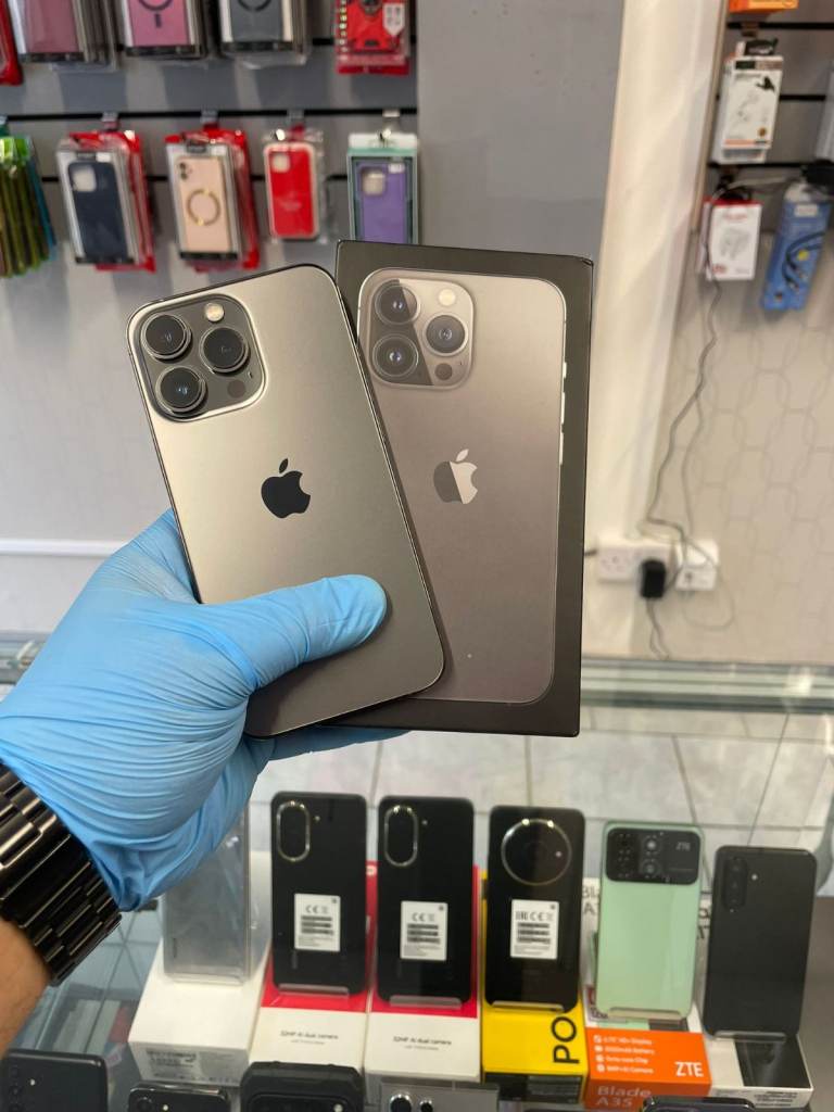 Apple iphone 13 pro 128GB Graphite 87% BH ANY SIM Immaculate Condition Manchester M169NF