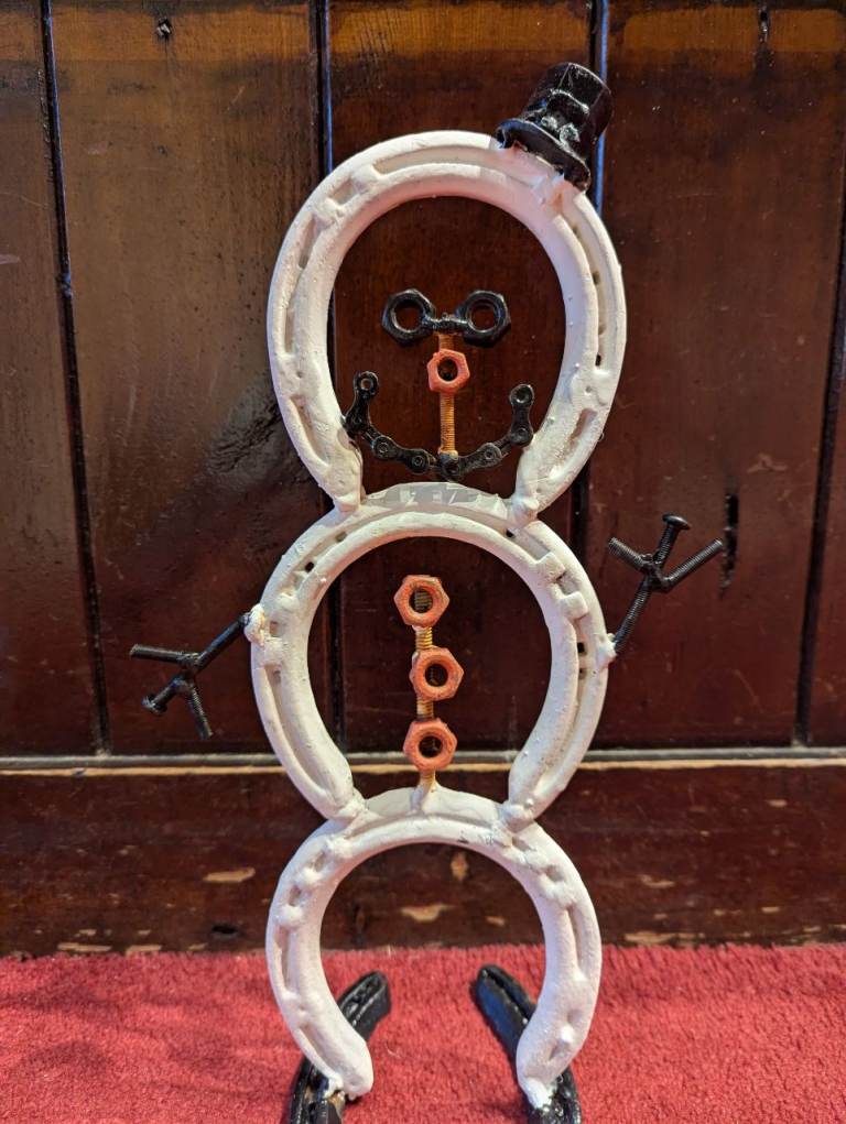 Horseshoe Snowman 