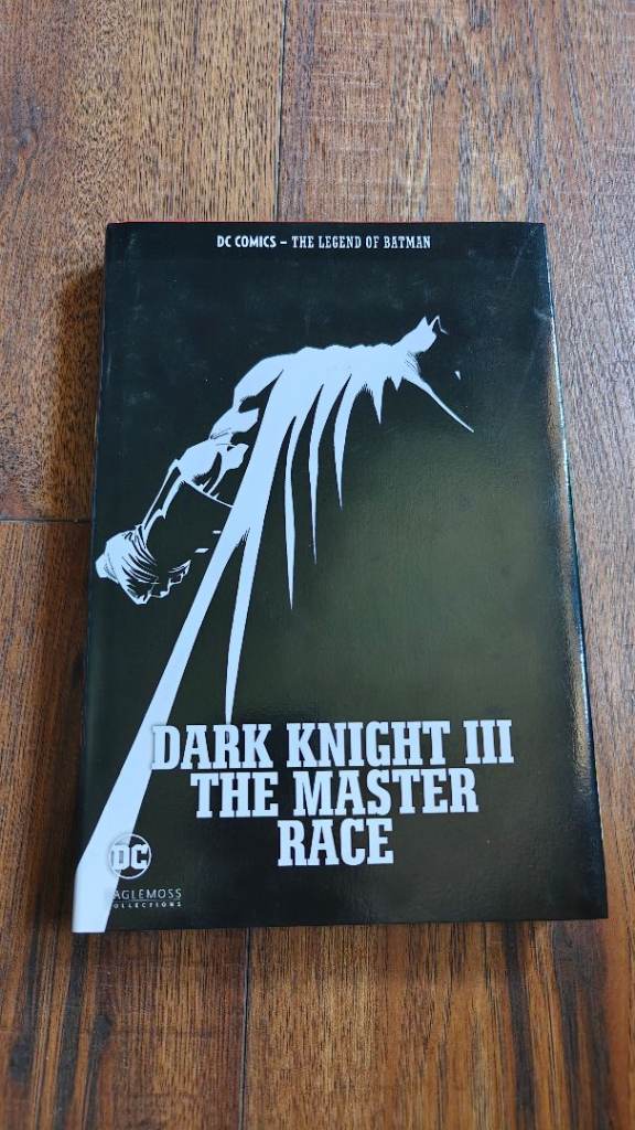 Dark Knight III - The Master Race Graphic Novel
