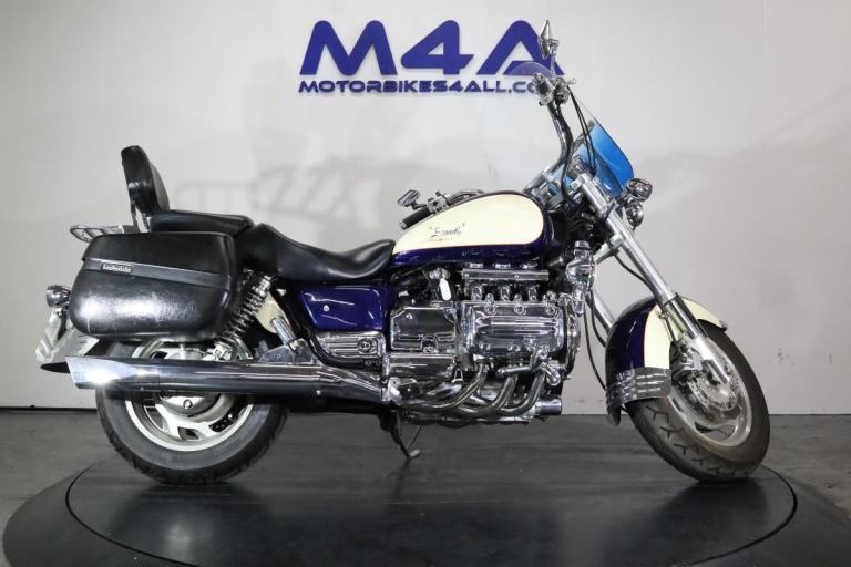 HONDA F6C 2012