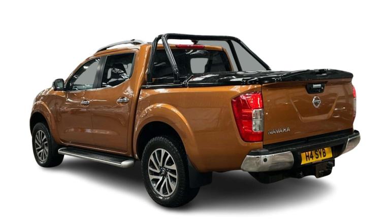 2017 Nissan Navara 2.3 Navara Tekna dCi Auto 4WD 5dr SUV Diesel Automatic