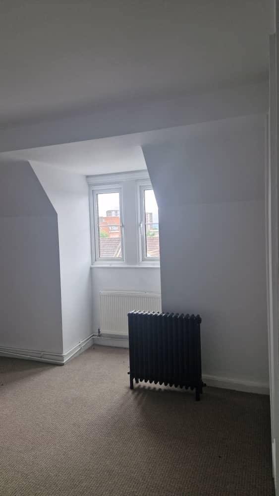 Downsizing on  offer is 3 double bedrooms flat 