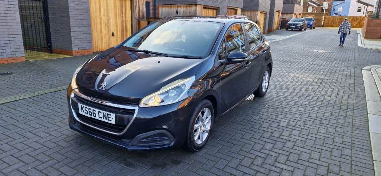 Peugeot, 208, Hatchback, 2016, Manual, 1199 (cc), 5 doors