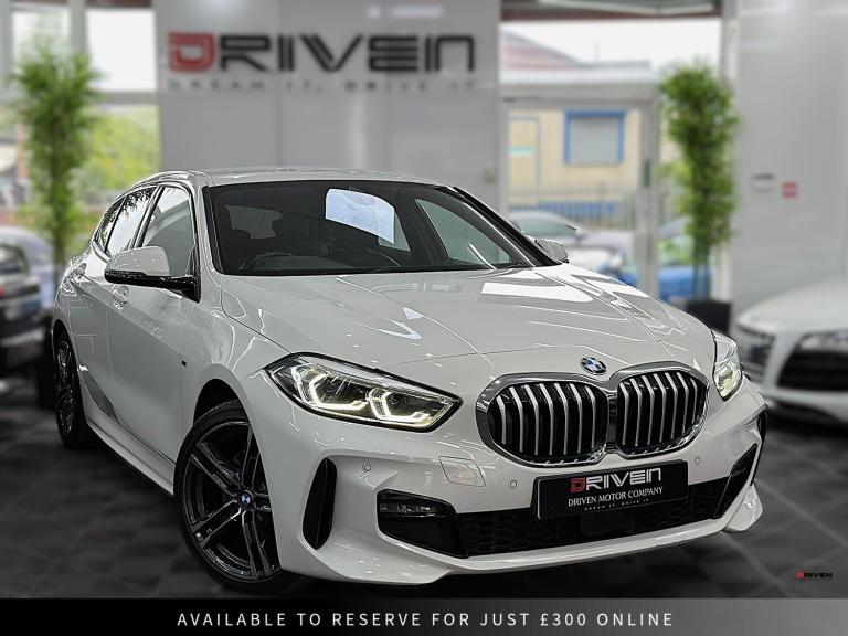 WOW! BMW 118i M SPORT M SPORT + 6 SPEED MANUAL +LOW MILES + FREE DELIVERY !