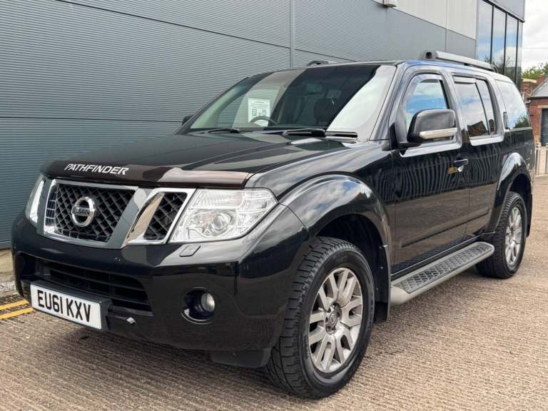 2011 Nissan Pathfinder 2.5 dCi Tekna 5dr Auto ESTATE DIESEL Automatic