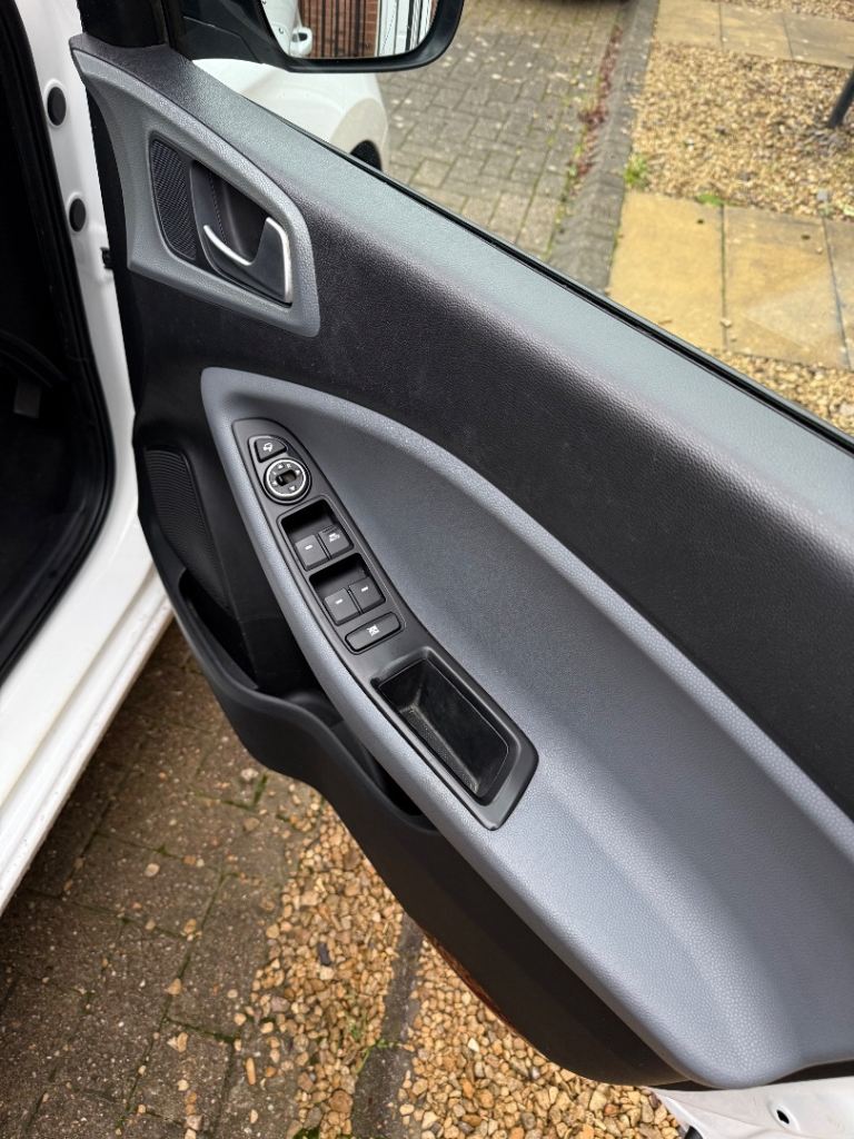 Hyundai, I20, Premium, Hatchback, 2017, Manual, 1248 (cc), 5 doors