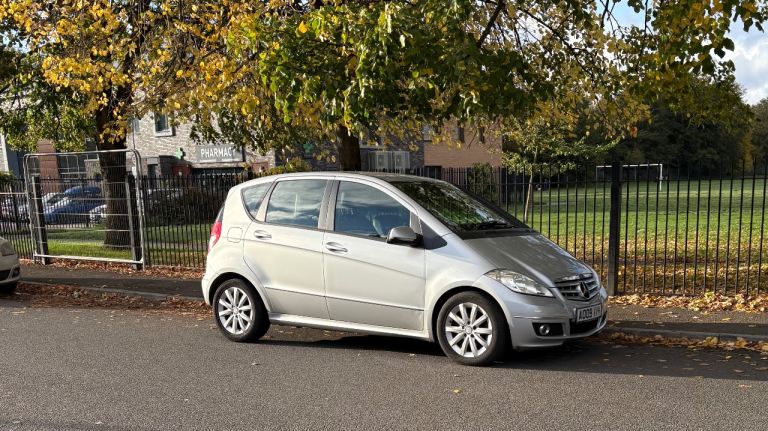 AUTOMATIC** 09 Mercedes A180   5 Door. ~ BARGAIN  £1999