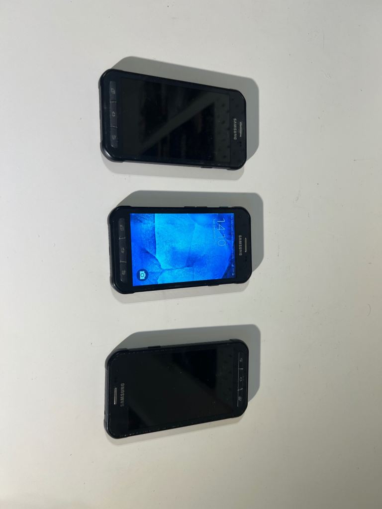 Sansung galaxy Xcover 3, unlocked in new conditions, 25 each 