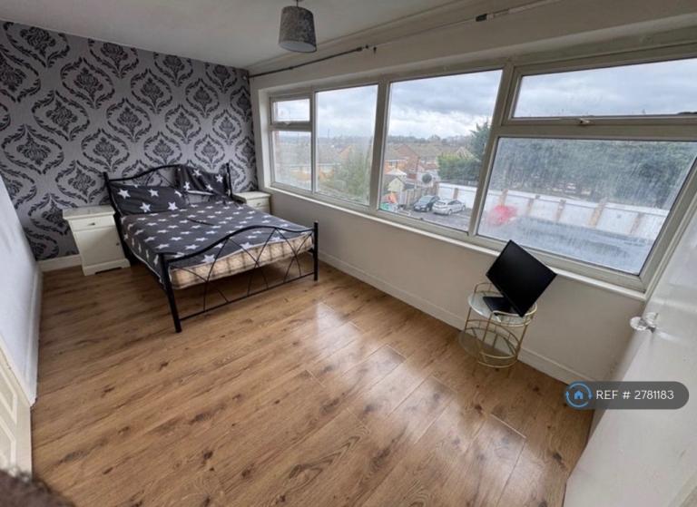1 bedroom in Belland Drive, Bristol, BS14 (#2781183)